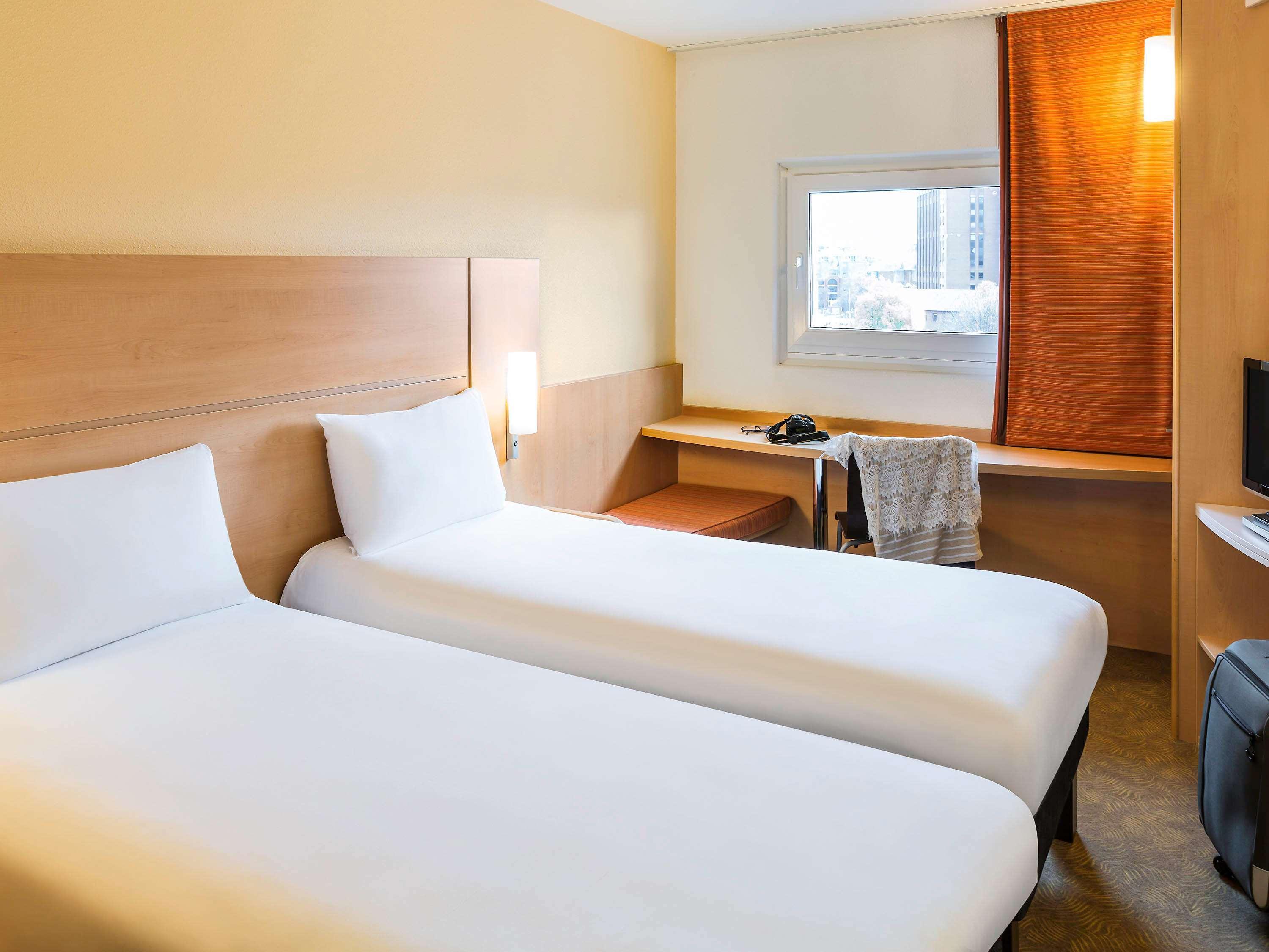 Ibis Leeds Centre Marlborough Street Hotel Buitenkant foto